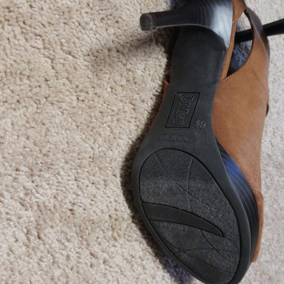 Brash Ankle Boots - Picture 3 of 3